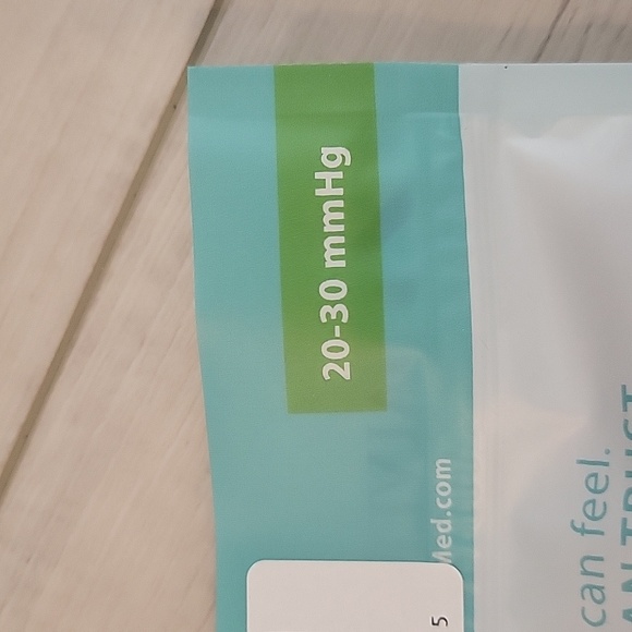 ❤️NWT❤️Salvere Medical Pantyhose - Picture 3 of 5